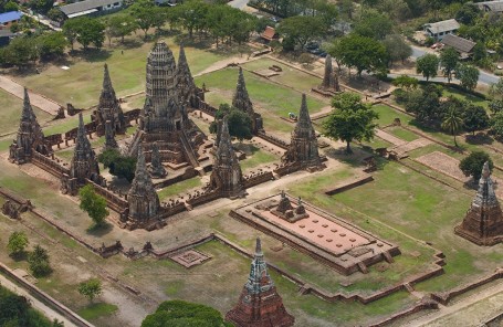 Phra Sri Rattana Satsadaram Temple