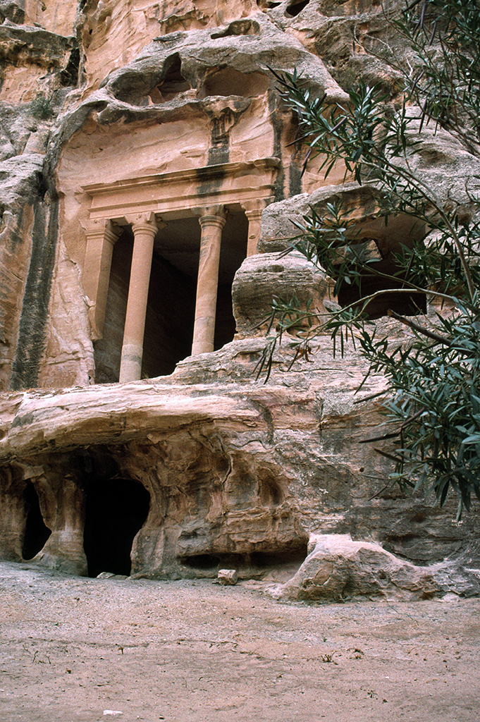 Temple dans la roche, Petra