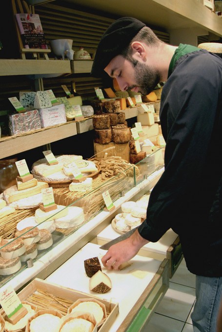 Fromager Place des fêtes à Belleville