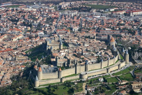 La citadelle de Carcassonne vue d'avion