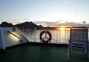 Soleil de minuit - vue depuis le bateau