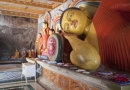 Bouddha allongé à Anuradhapura